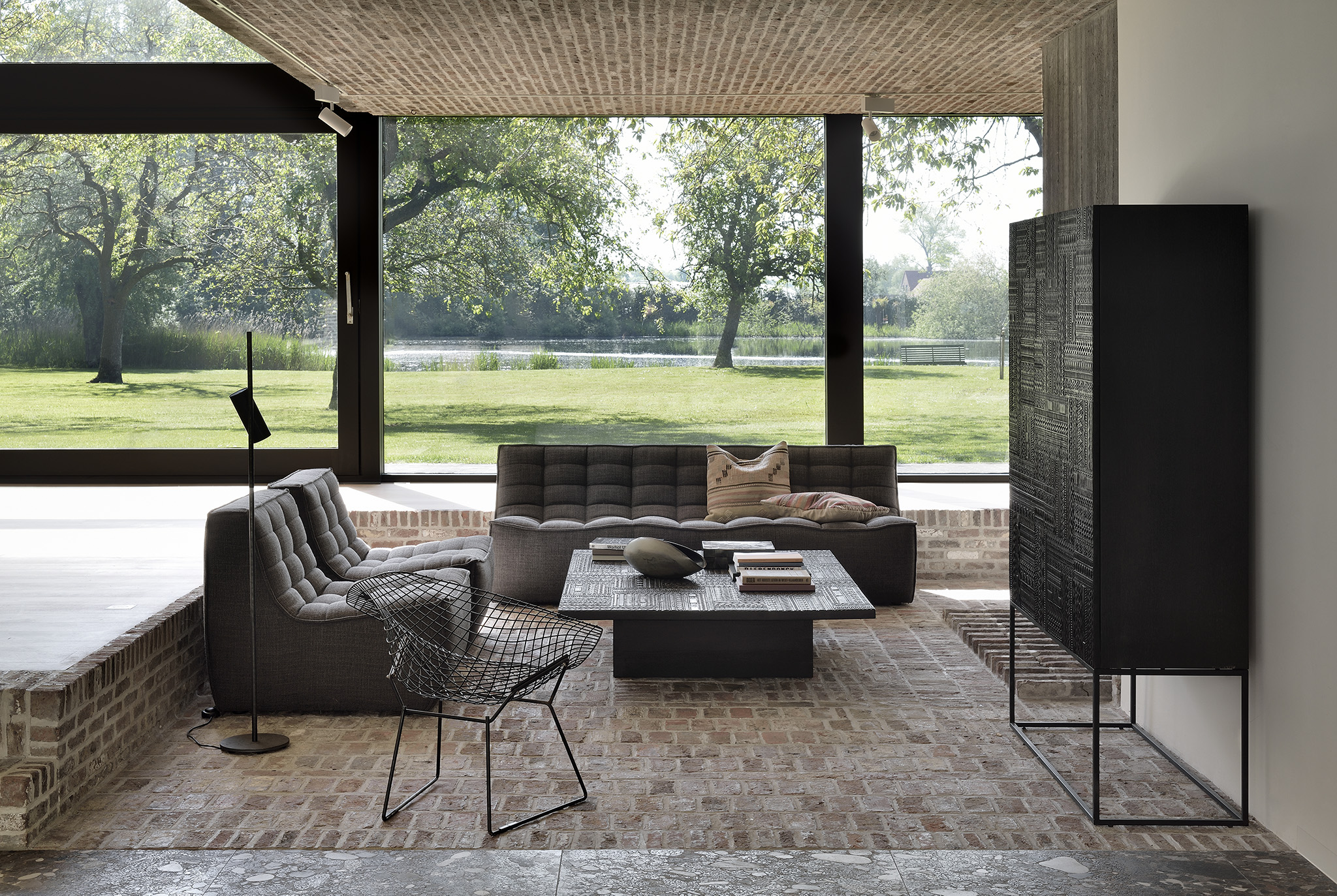 Ethnicraft Meubelen | Wij bieden u de beste prijsgarantie Ethnicraft Meubelen | Wij bieden u de beste prijsgarantie