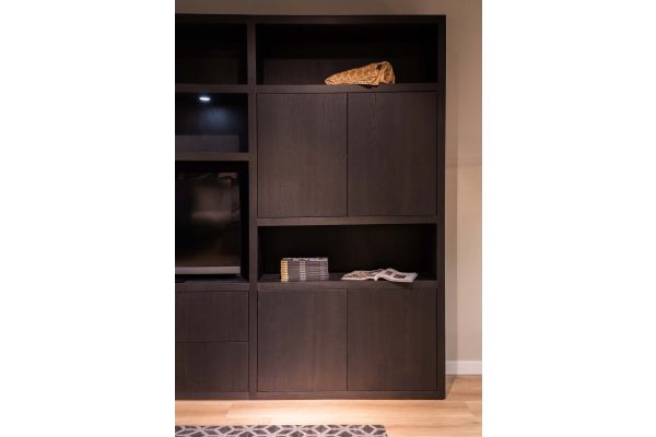 Soof's TV -/ Wandmeubelen op maat gemaakt