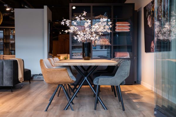 Panorama Ovaal Visgraat eiken tafel