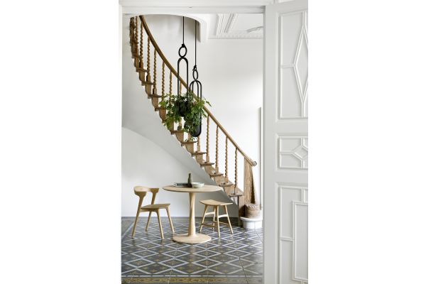 ETHNICRAFT OAK TORSION ROUND DINING TABLE 90x90x76