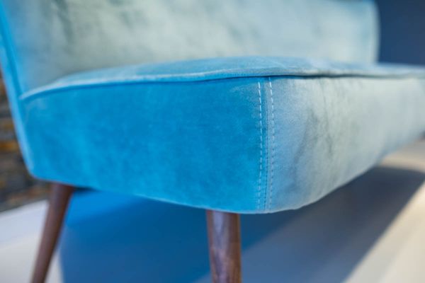 Retro eettafelbankje