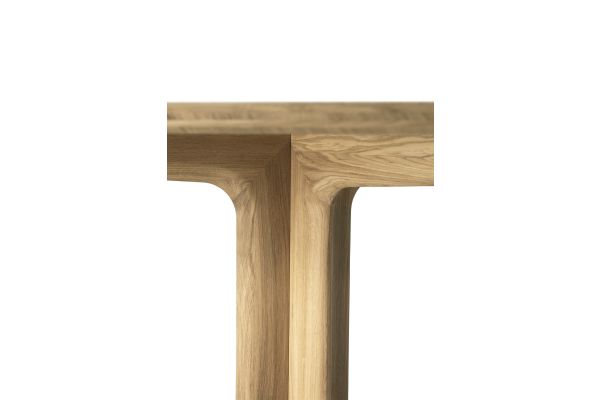 CORTO DINING TABLE OAK