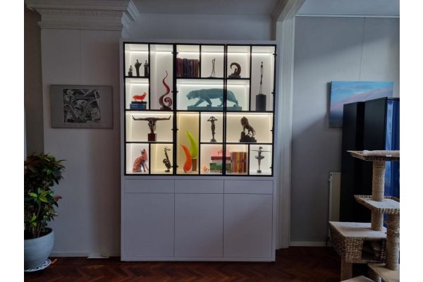 Soof's kast op maat gemaakt