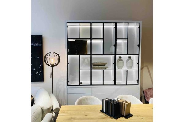 Soof's kast op maat gemaakt