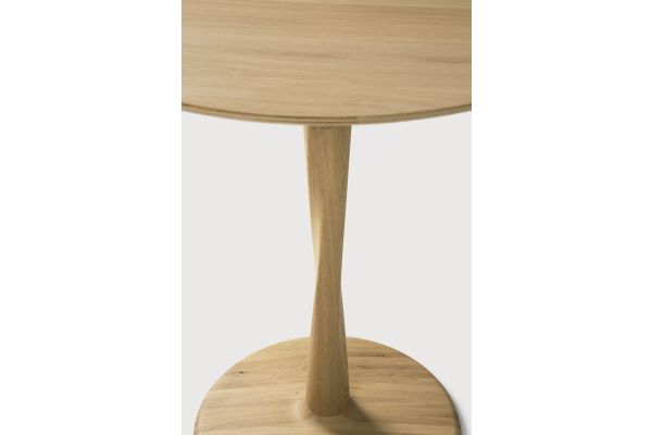 Torsion dining table varnished oak round low 