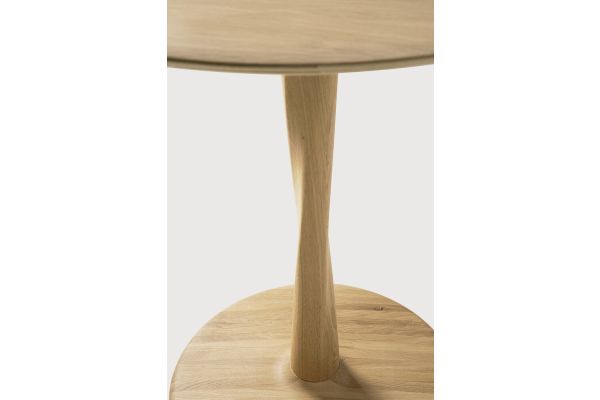 50035	Torsion dining table - varnished oak - round
