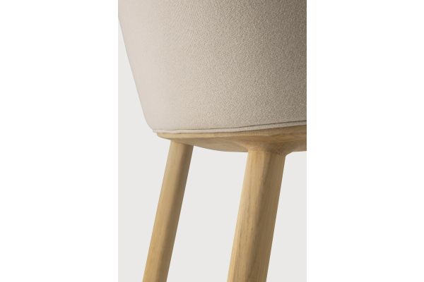 Unda dining chair - varnished oak - Salt fabric