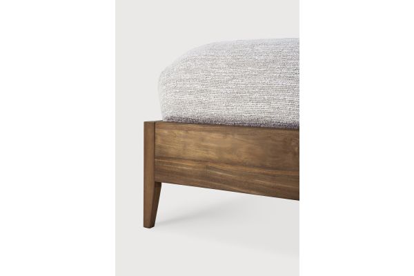 ETHNICRAFT TEAK SPINDLE BED  180 X 200 CM