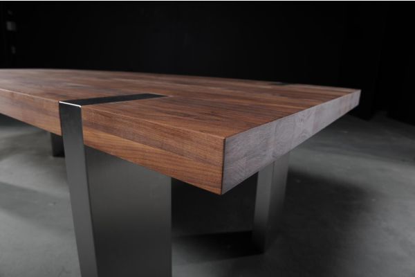 Gulliver Spagaat tafel staal eiken | Seuren Tafel