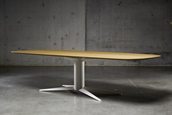 Jump & Wave eettafel eikenhout | Seuren Tafels 