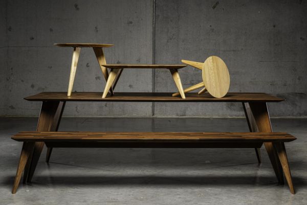 Moonshadow eettafel notenhout | Seuren Tafels 