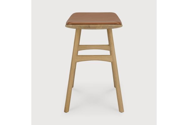 OSSO STOOL - VARNISHED OAK - COGNAC LEATHER 