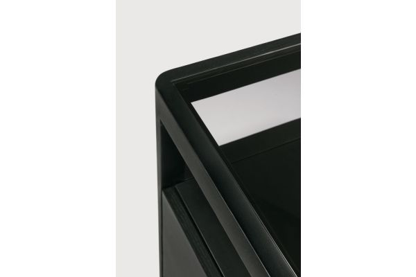 SPINDLE DRESSER - VARNISHED OAK - BLACK - 4 DRAWER