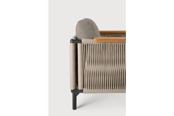 CORBEY OUTDOOR LOUNGE CHAIR - ALUMINIUM - BLACK 